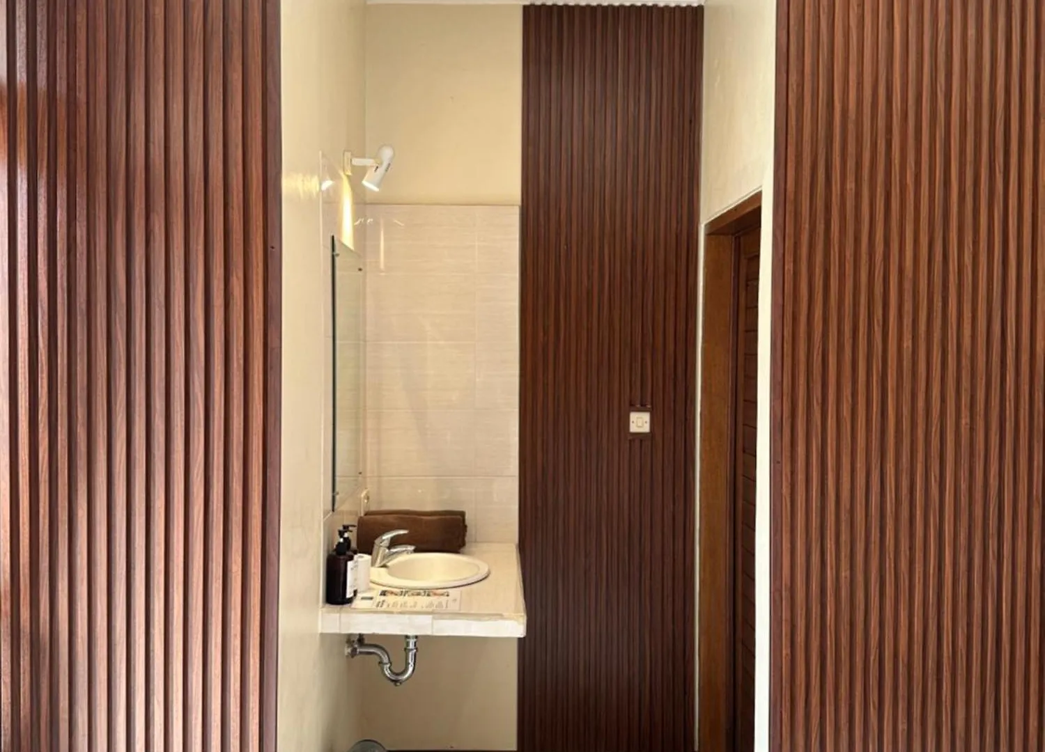 Naeera Guest House 우붓 0*,  인도네시아