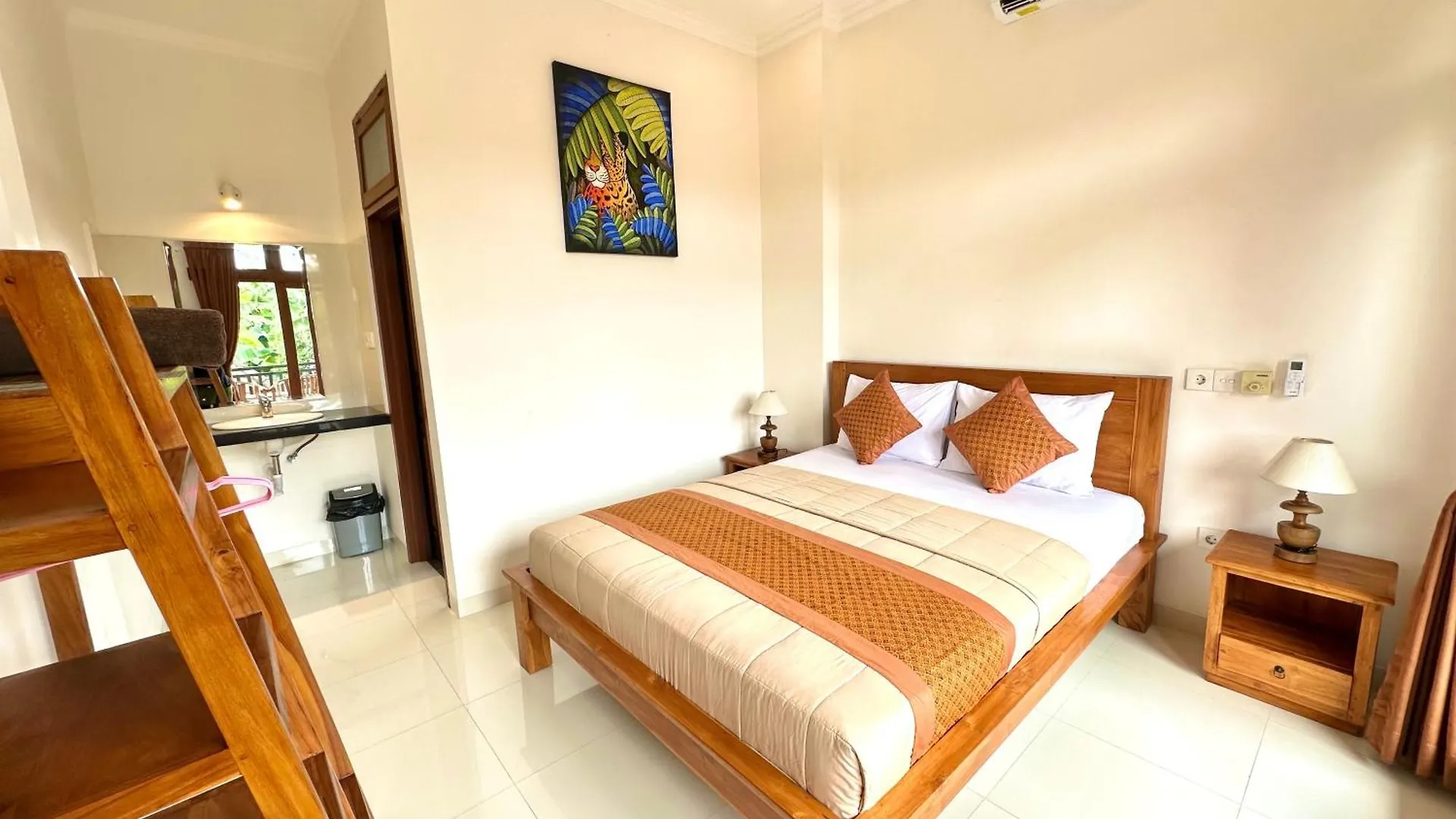 Naeera Guest House 우붓 0*,