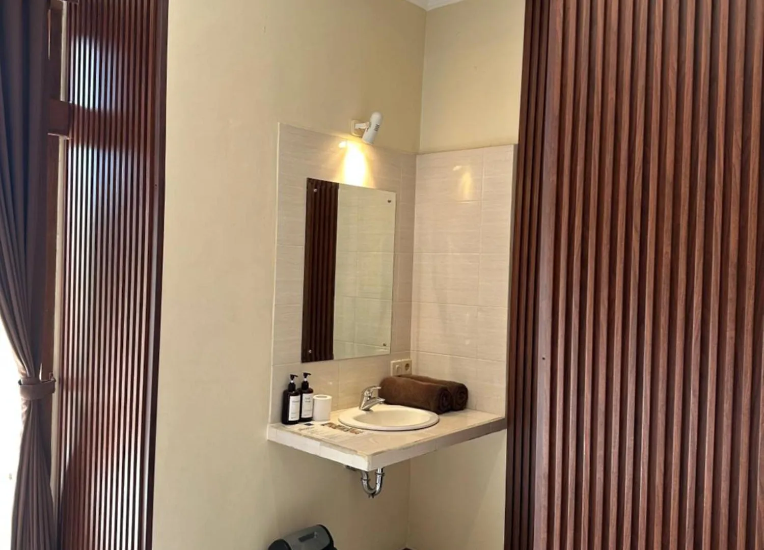 Naeera Guest House 우붓 인도네시아
